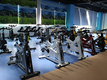 青青草网址最新健身器材公司展厅实拍图片2